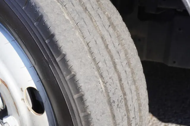 いすゞ エルフ TPG-NKR85AN(2WD)の写真10