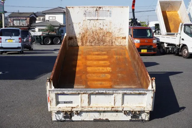 いすゞ エルフ TPG-NKR85AN(2WD)の写真19