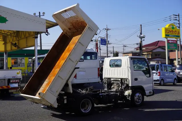 いすゞ エルフ TPG-NKR85AN(2WD)の写真27