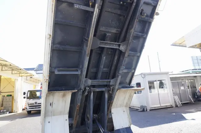 いすゞ エルフ TPG-NKR85AN(2WD)の写真29