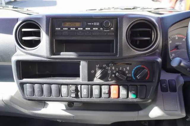 日野 デュトロ TKG-XZU600X(2WD)の写真31