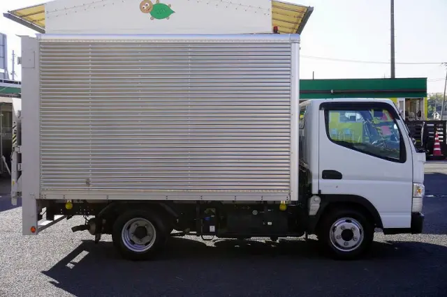 三菱 キャンター 2RG-FBA20(2WD)の写真5