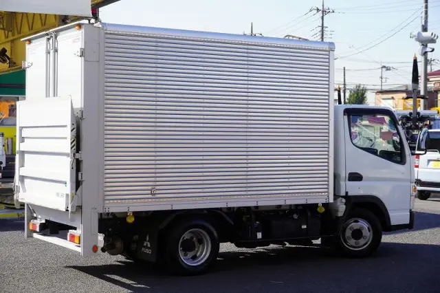 三菱 キャンター 2RG-FBA20(2WD)の写真8