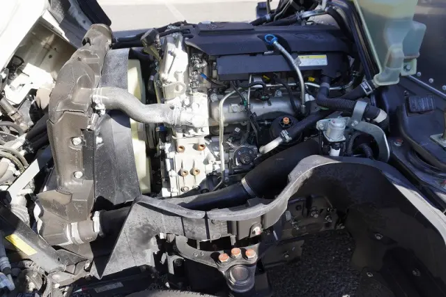 三菱 キャンター 2RG-FBA20(2WD)の写真14