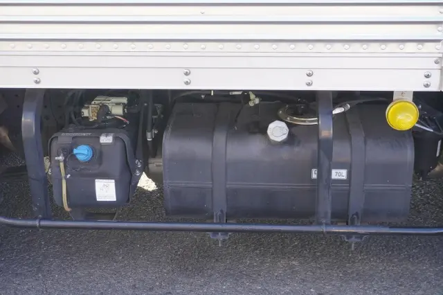 三菱 キャンター 2RG-FBA20(2WD)の写真30