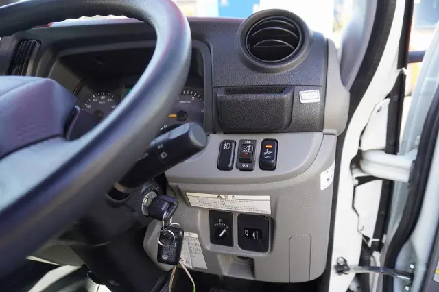 三菱 キャンター 2RG-FBA20(2WD)の写真36