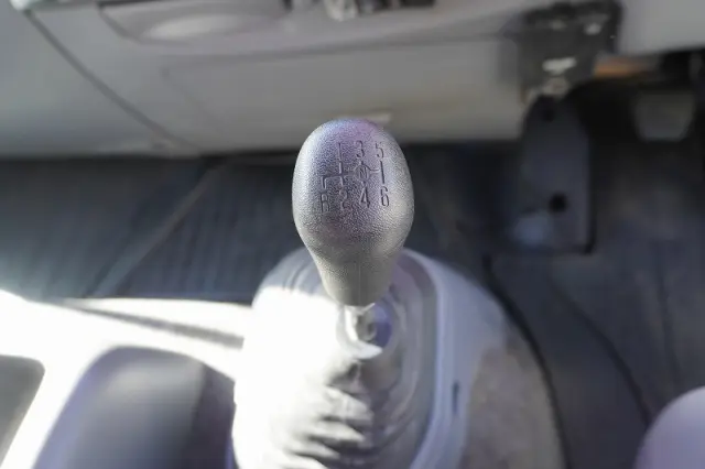 いすゞ フォワード 2RG-FTR90U2(2WD)の写真38