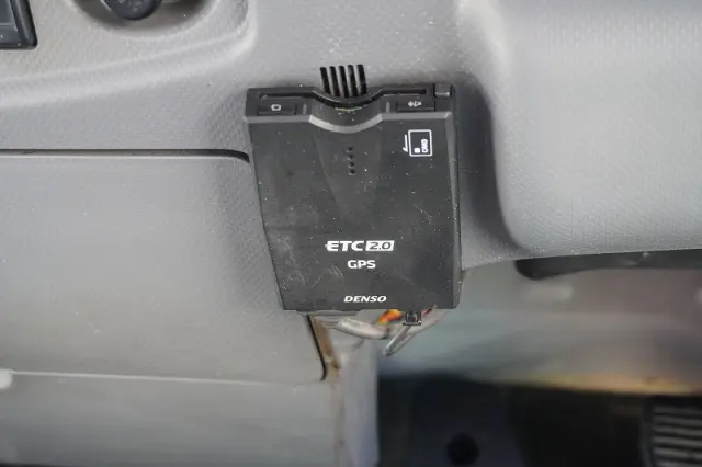 いすゞ フォワード 2RG-FTR90U2(2WD)の写真40