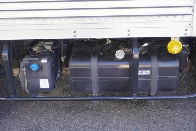 三菱 キャンター 2RG-FBA20(2WD)の写真26