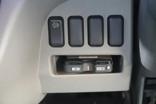 三菱 キャンター 2RG-FBA20(2WD)の写真30