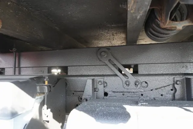 いすゞ エルフ 2RG-NMR88AR(2WD)の写真12