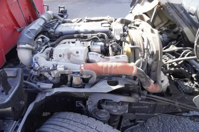 いすゞ エルフ 2RG-NMR88AR(2WD)の写真15