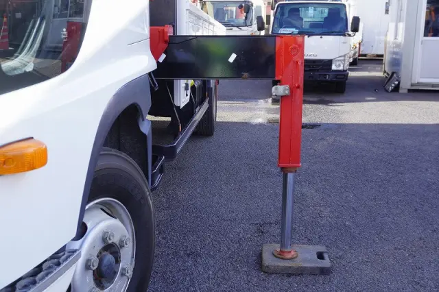 日野 レンジャー 2KG-FD2ABA(2WD)の写真27