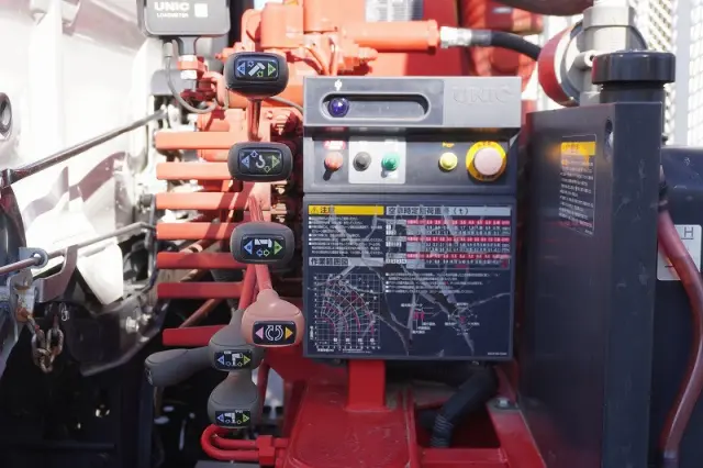 日野 レンジャー 2KG-FD2ABA(2WD)の写真31