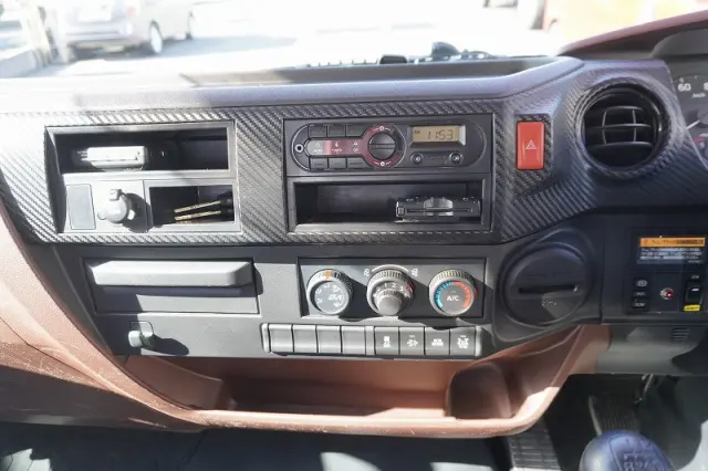 日野 レンジャー 2KG-FD2ABA(2WD)の写真35