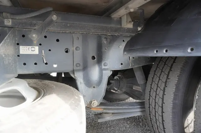 いすゞ エルフ TRG-NLR85AN(2WD)の写真12