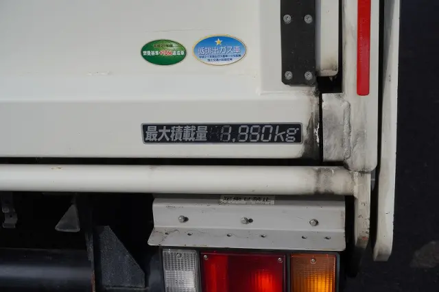 いすゞ エルフ TRG-NLR85AN(2WD)の写真35