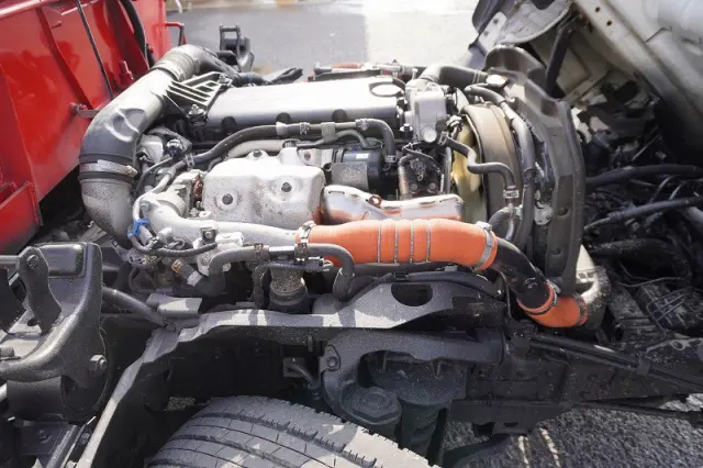 いすゞ エルフ 2RG-NMR88AR(2WD)の写真15