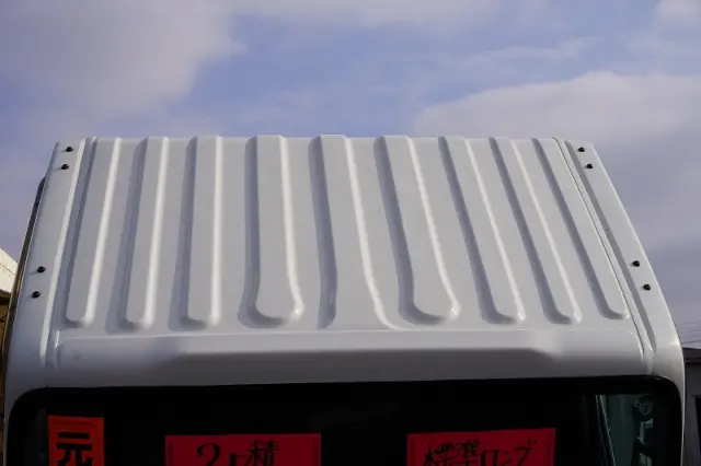 いすゞ エルフ 2RG-NMR88AR(2WD)の写真16