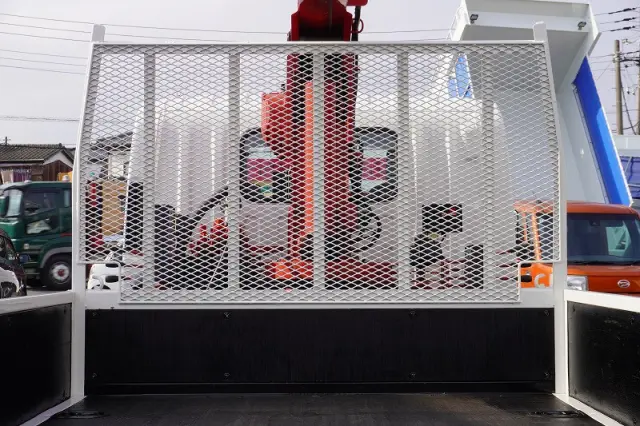 いすゞ エルフ 2RG-NMR88AR(2WD)の写真18