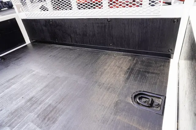 いすゞ エルフ 2RG-NMR88AR(2WD)の写真21