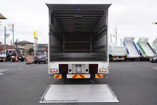 いすゞ フォワード 2RG-FRR90S2(2WD)の写真19