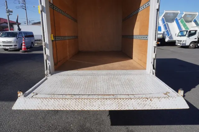 三菱 キャンター 2RG-FBA20(2WD)の写真25