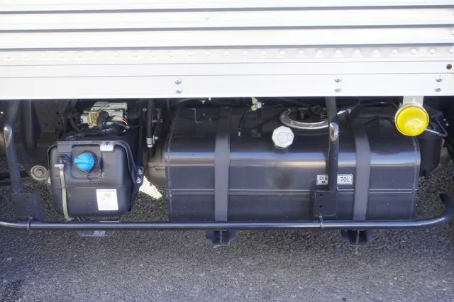 三菱 キャンター 2RG-FBA20(2WD)の写真32