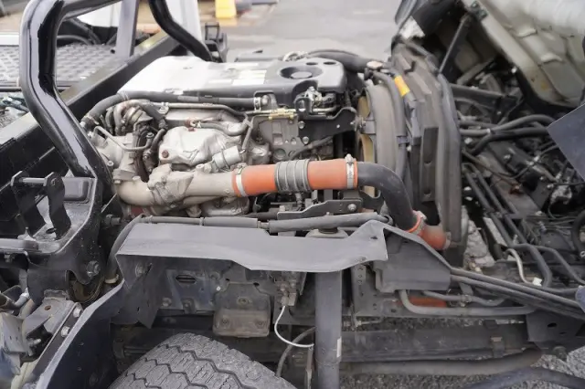 いすゞ エルフ SKG-NPR85YN(2WD)の写真16