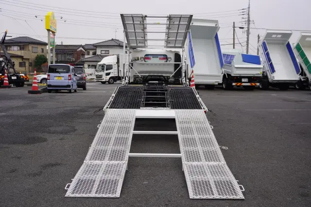 いすゞ エルフ SKG-NPR85YN(2WD)の写真18