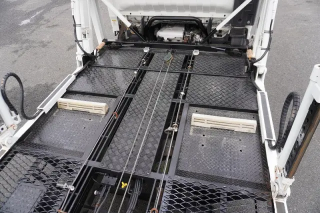 いすゞ エルフ SKG-NPR85YN(2WD)の写真22