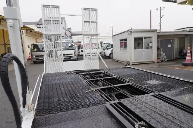 いすゞ エルフ SKG-NPR85YN(2WD)の写真28