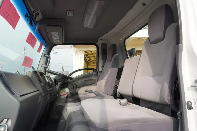 いすゞ エルフ SKG-NPR85YN(2WD)の写真42