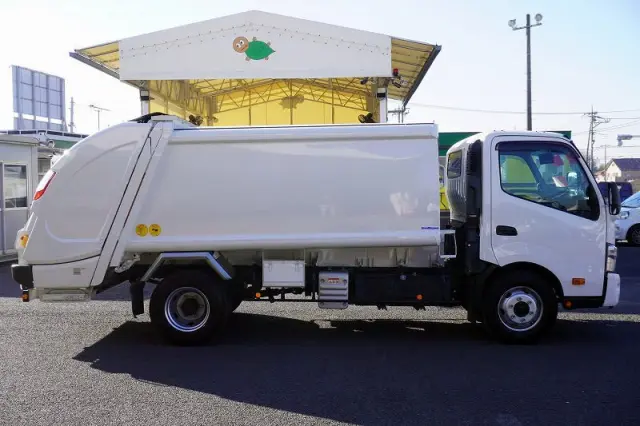 日野 デュトロ 2KG-XZU710M(2WD)の写真5