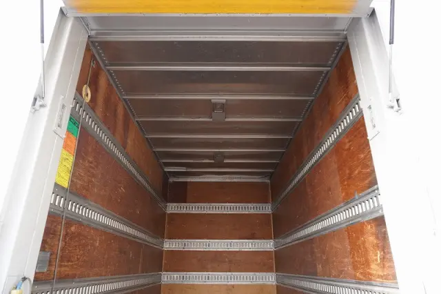 マツダ タイタン TKG-LLR85N(2WD)の写真20