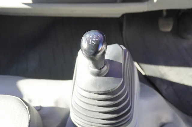 日野 デュトロ SDG-XZU700X(2WD)の写真31