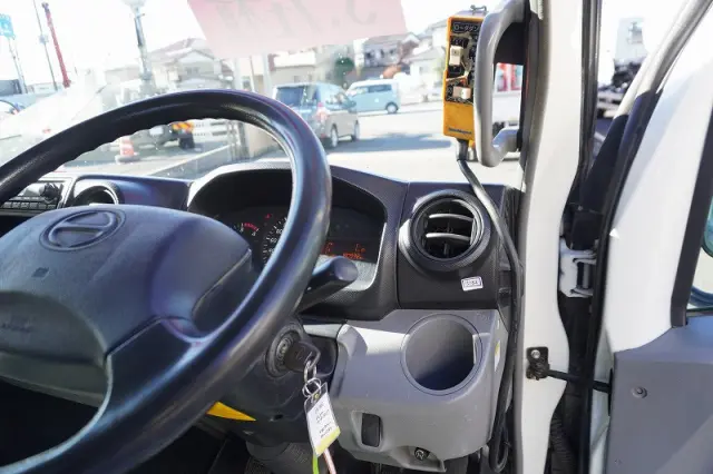 日野 デュトロ SDG-XZU700X(2WD)の写真34