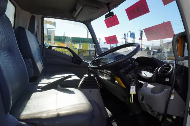 日野 デュトロ SDG-XZU700X(2WD)の写真37