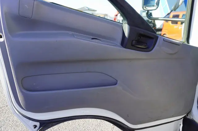 日野 デュトロ SDG-XZU700X(2WD)の写真40