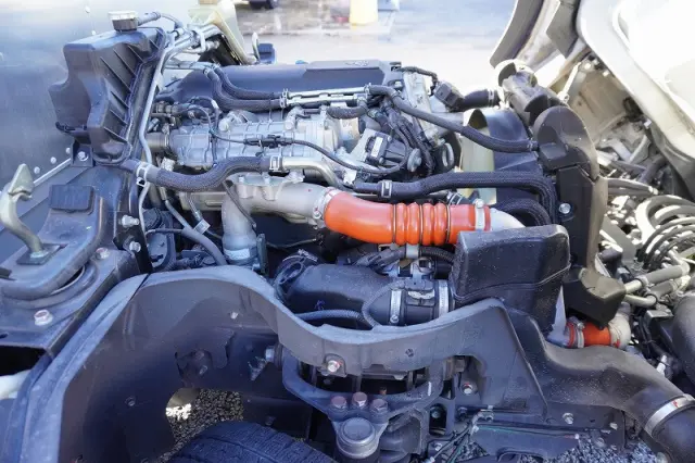 三菱 キャンター 2RG-FBA20(2WD)の写真14