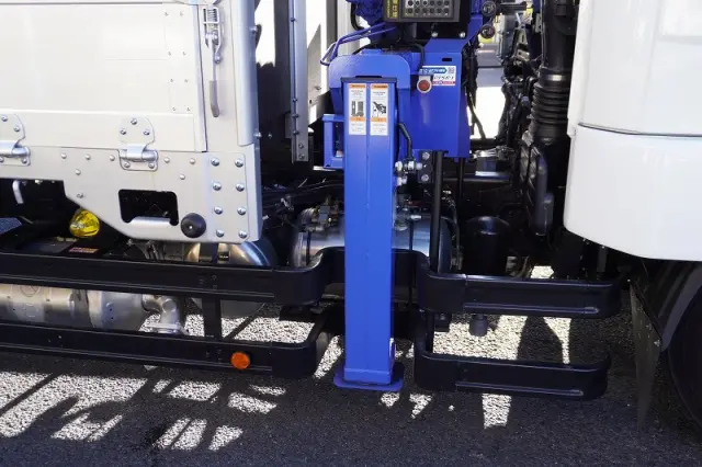 三菱 ファイター 2KG-FK62FZ(2WD)の写真24