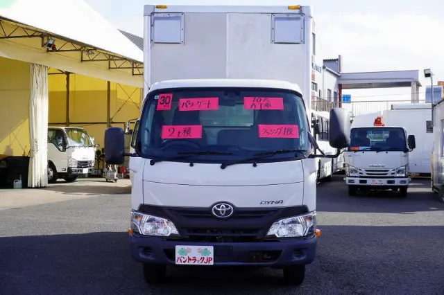 トヨタ ダイナ TPG-XZU605(2WD)の写真2