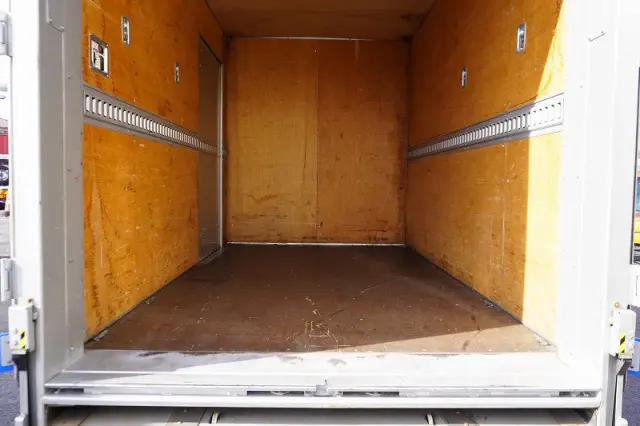 トヨタ ダイナ TPG-XZU605(2WD)の写真20