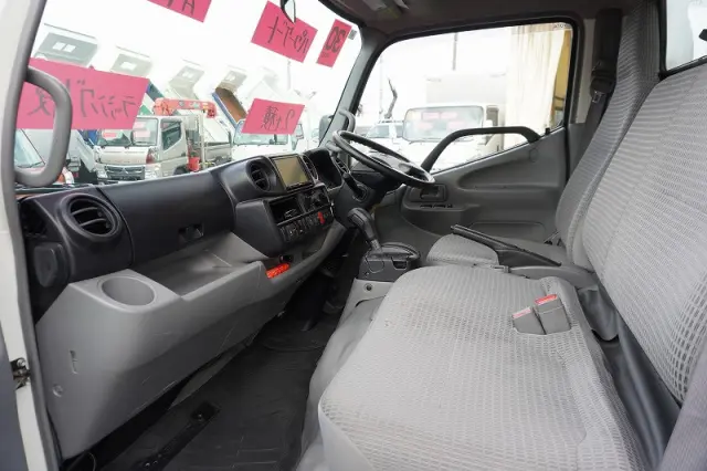 トヨタ ダイナ TPG-XZU605(2WD)の写真43