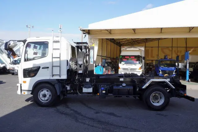 日野 レンジャー 2KG-FX2ABA(4WD)の写真3