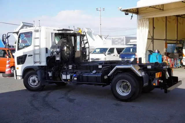 日野 レンジャー 2KG-FX2ABA(4WD)の写真7