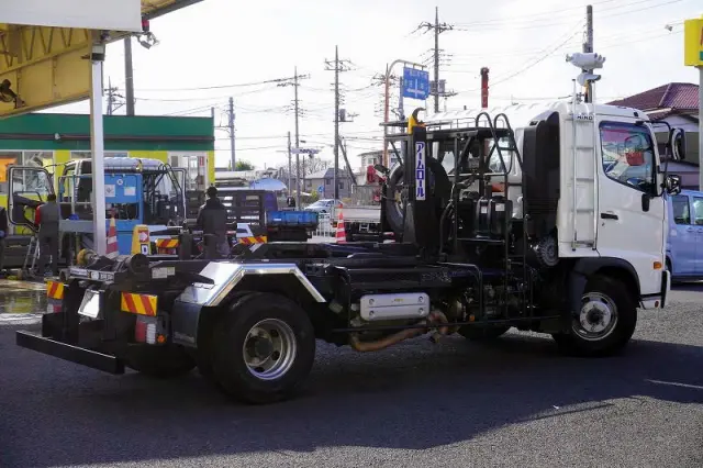 日野 レンジャー 2KG-FX2ABA(4WD)の写真8