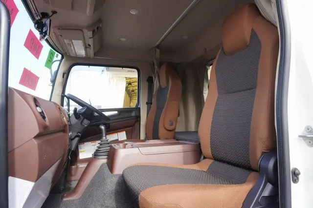 日野 レンジャー 2KG-FX2ABA(4WD)の写真35