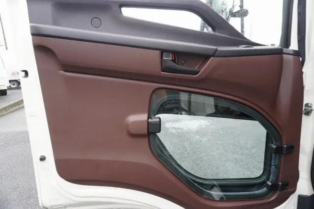 日野 レンジャー 2KG-FX2ABA(4WD)の写真35