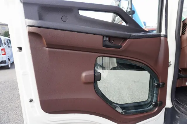 日野 レンジャー 2KG-FX2ABA(4WD)の写真36